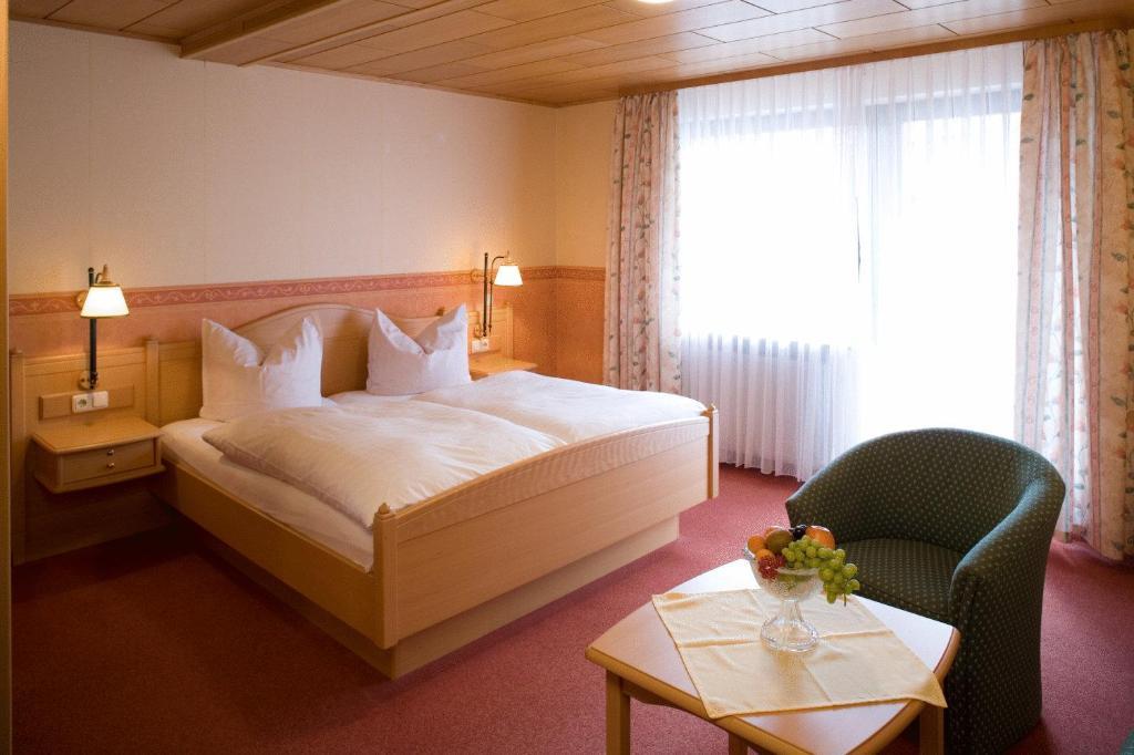 Landhotel Teuteberg Bad Arolsen Eksteriør bilde
